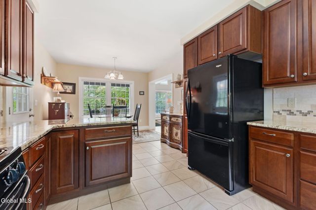 639 N Shore Rd Peck, Bleecker, NY 12078