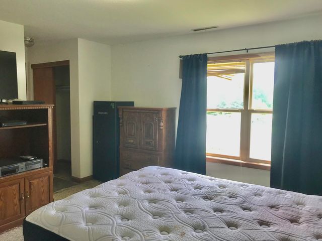 26123 Fawn River Road, Sturgis, MI 49091