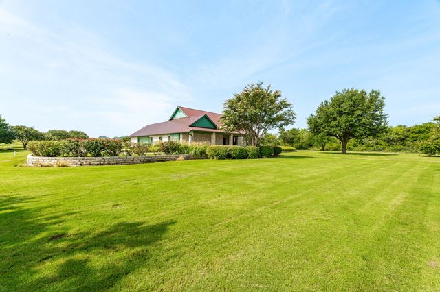 501 County Road 103 3, Comanche, TX 76442