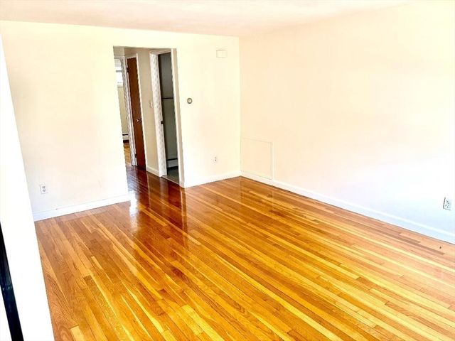 124 Salem St A, Wakefield, MA 01880