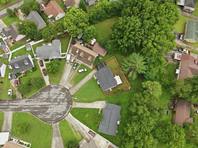 609 Eagle Ct, La Vergne, TN 37086