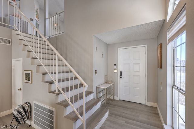 8912 Surf View Drive, Las Vegas, NV 89117