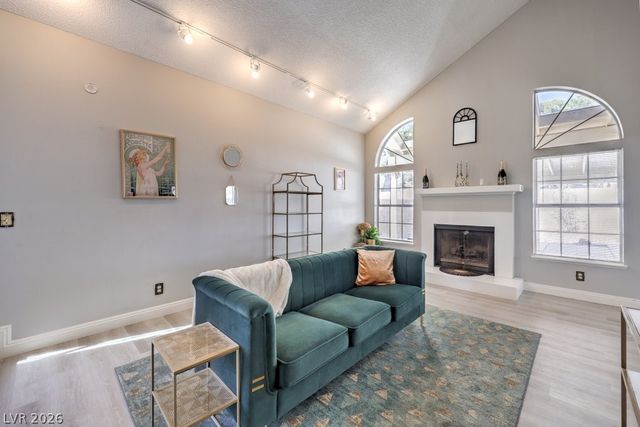 8912 Surf View Drive, Las Vegas, NV 89117