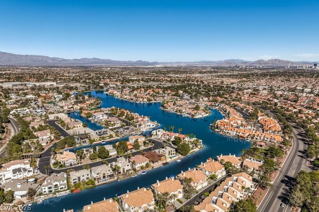 8912 Surf View Drive, Las Vegas, NV 89117