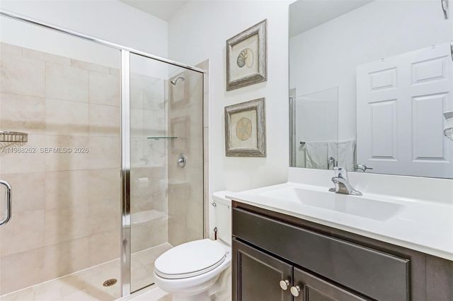 3375 W 100th Ter, Hialeah, FL 33018