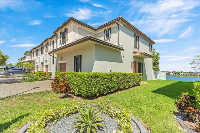 3375 W 100th Ter, Hialeah, FL 33018