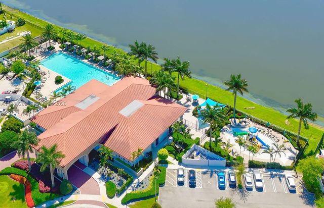 3375 W 100th Ter, Hialeah, FL 33018