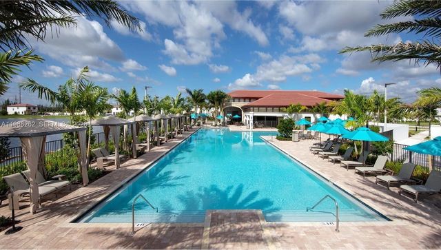 3375 W 100th Ter, Hialeah, FL 33018