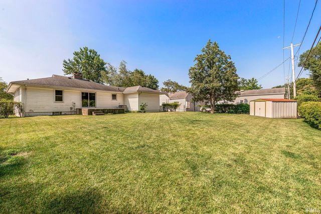 405 W Angela Boulevard, South Bend, IN 46617