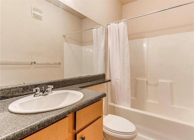 2200 Classen Boulevard 13-114, Norman, OK 73071