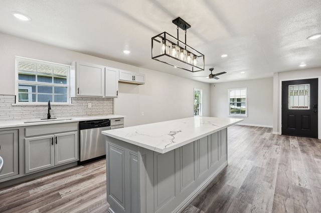 314 Greenwood Street, Terrell, TX 75160