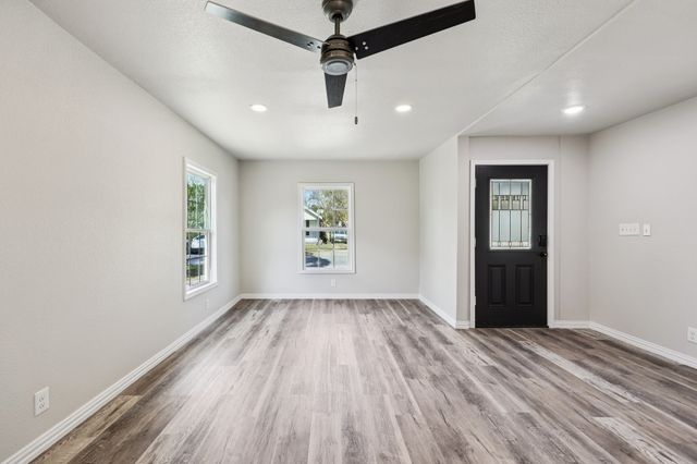 314 Greenwood Street, Terrell, TX 75160