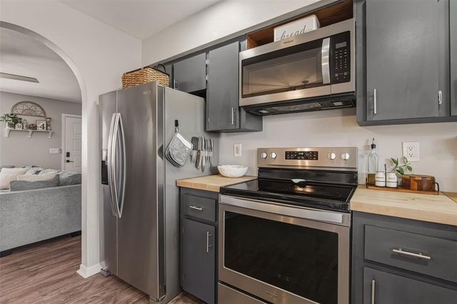 2318 SUMMIT STREET, Port Charlotte, FL 33948