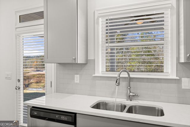 1776 Goodwin Drive, Hampton, GA 30228