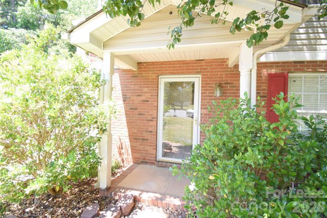 1431 Olde Justin Place, Charlotte, NC 28262