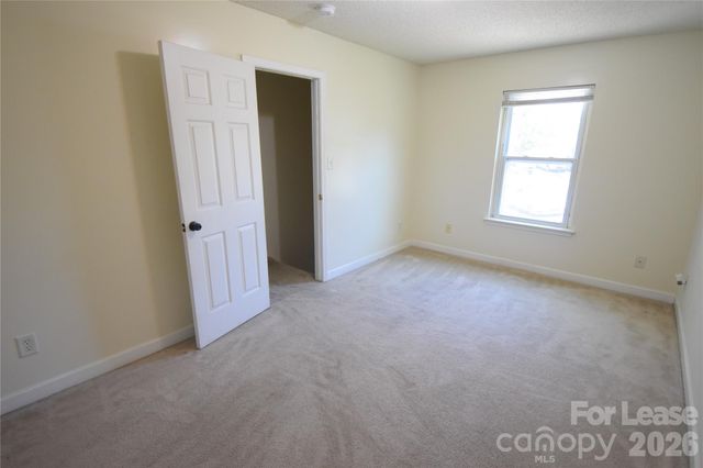 1431 Olde Justin Place, Charlotte, NC 28262