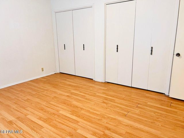 252 Shadow Mountain Drive 12, El Paso, TX 79912