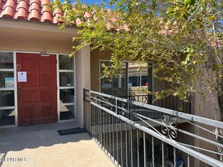 252 Shadow Mountain Drive 12, El Paso, TX 79912