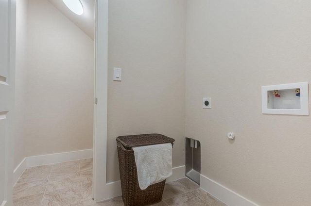 203 Belleville Drive, Lewisville, TX 75057