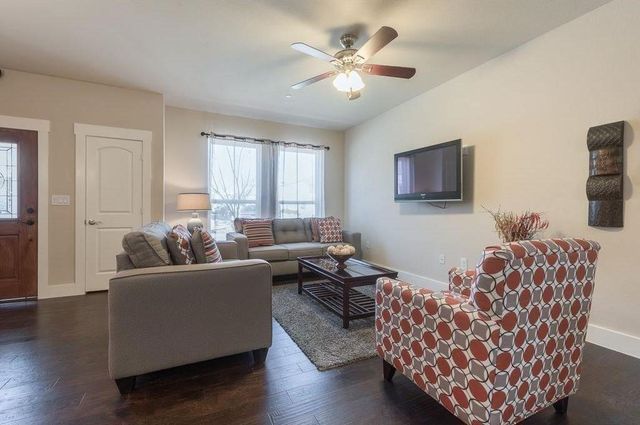 203 Belleville Drive, Lewisville, TX 75057