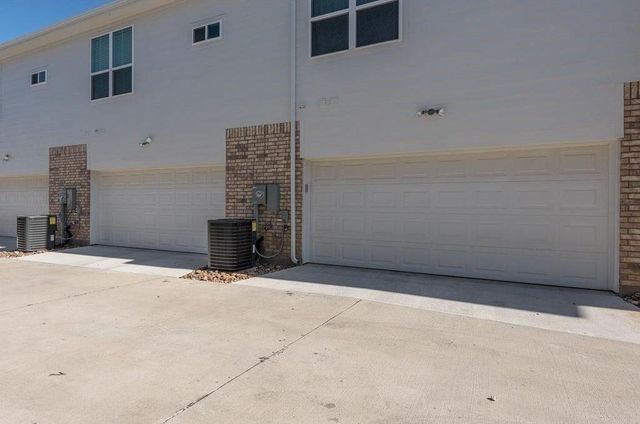 203 Belleville Drive, Lewisville, TX 75057