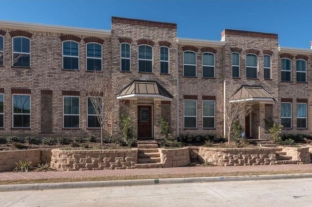 203 Belleville Drive, Lewisville, TX 75057