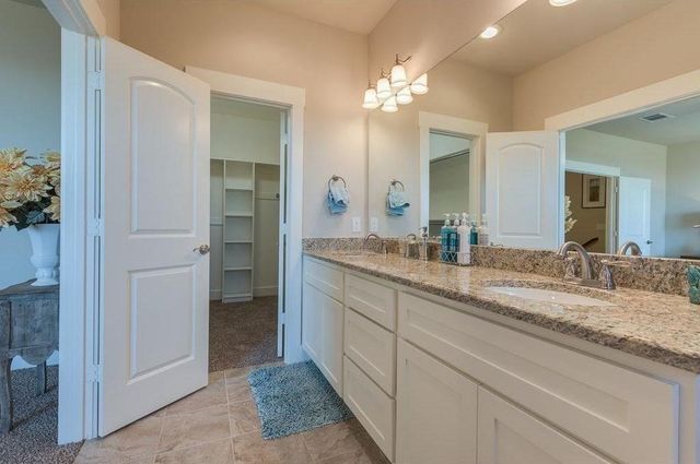 203 Belleville Drive, Lewisville, TX 75057