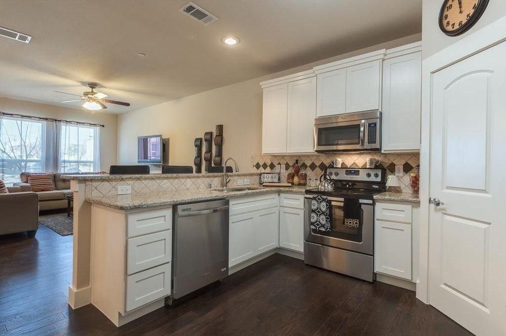 203 Belleville Drive, Lewisville, TX 75057