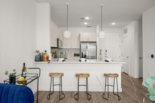 6324 N Lamar BLVD 212, Austin, TX 78752