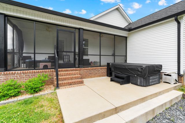 102 Shasta Ln, Shelbyville, TN 37160