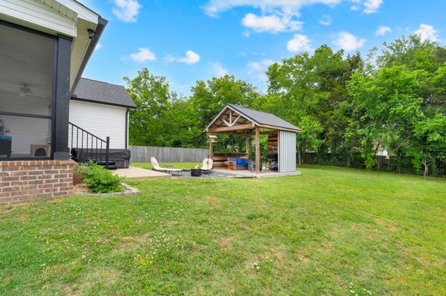102 Shasta Ln, Shelbyville, TN 37160