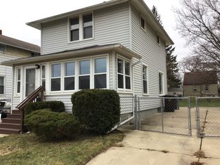 214 Detroit Street, Trenton, MI 48183