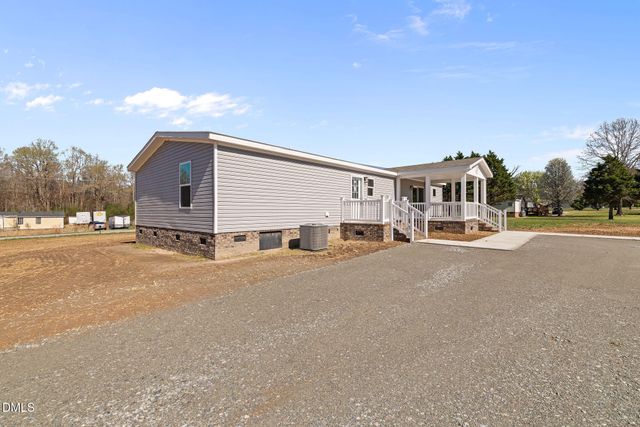 25 Old Pebble Lane, Kenly, NC 27542