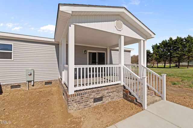 25 Old Pebble Lane, Kenly, NC 27542