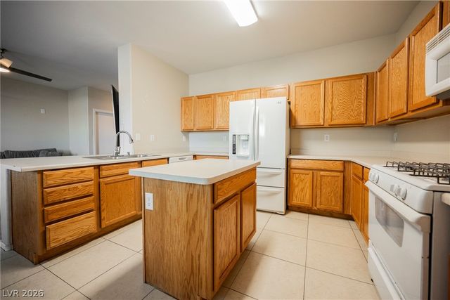 6682 Higger Tor Avenue, Las Vegas, NV 89139