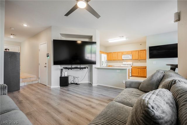 6682 Higger Tor Avenue, Las Vegas, NV 89139