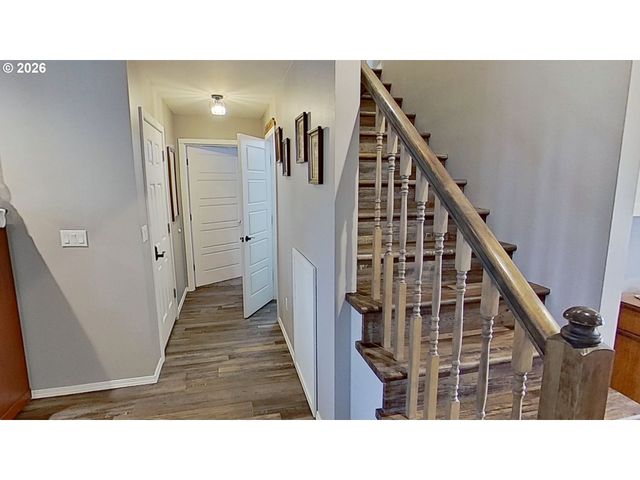 241 Se JOHNSON St, Winston, OR 97496