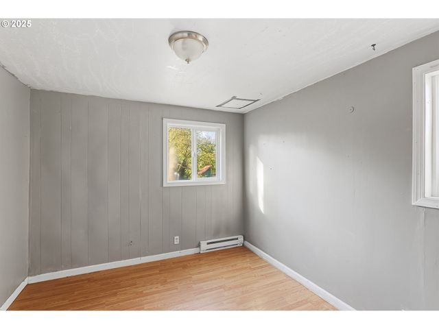 11751 Se OAK St, Portland, OR 97216