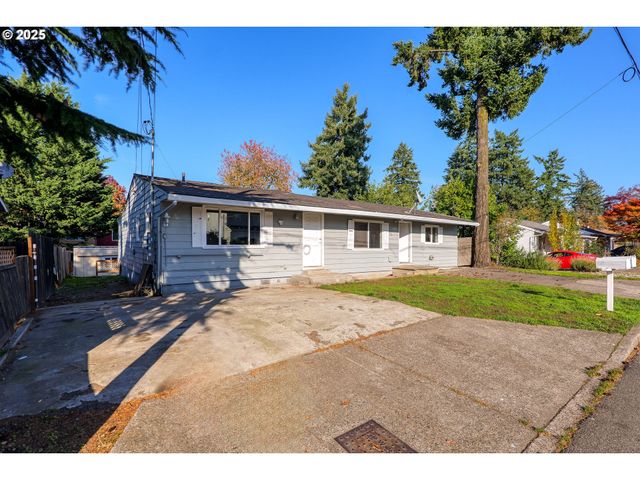 11751 Se OAK St, Portland, OR 97216