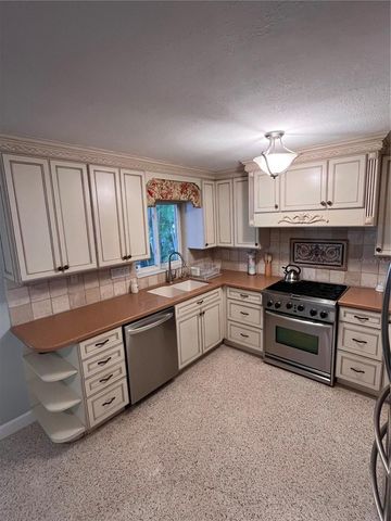378 WESTWINDS DRIVE, Palm Harbor, FL 34683