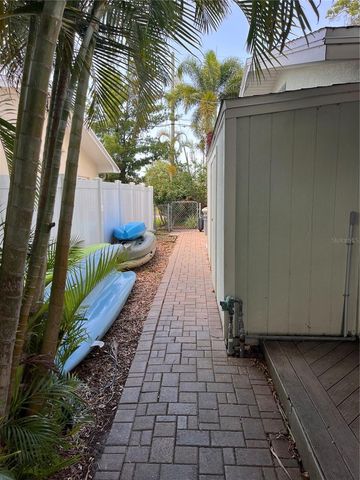 378 WESTWINDS DRIVE, Palm Harbor, FL 34683