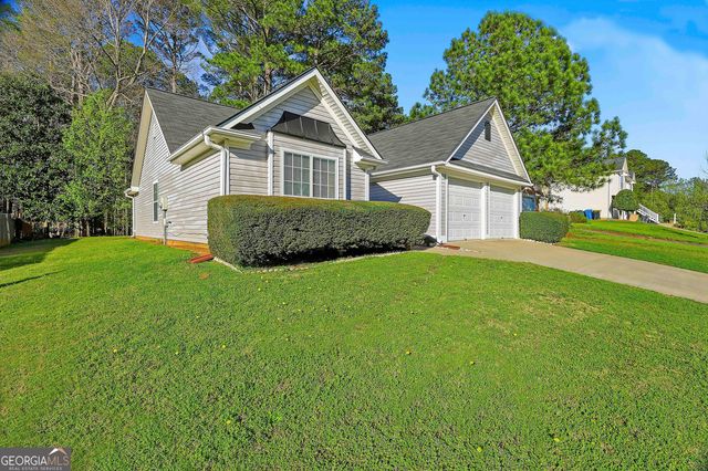 105 Chase Court, Peachtree City, GA 30269