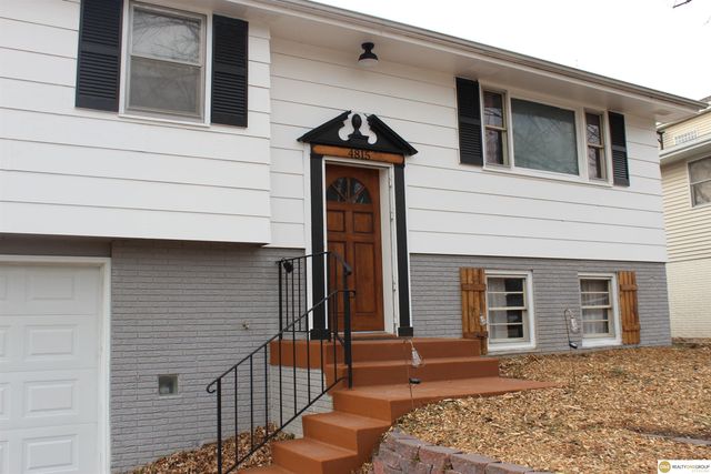 4815 South Haven Drive, Lincoln, NE 68516