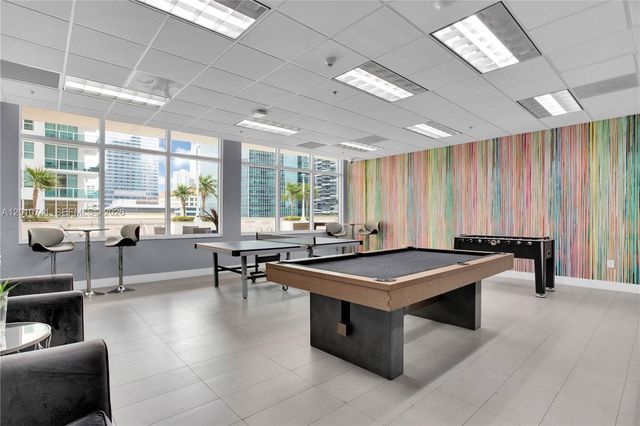 1200 Brickell Bay Dr 3515, Miami, FL 33131