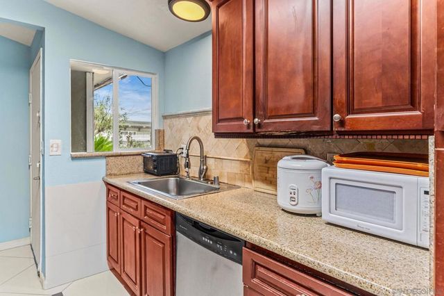 2578 Moonstone, San Diego, CA 92123