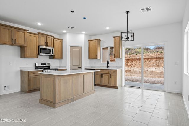 1830 Circulo Canada, Rio Rico, AZ 85648