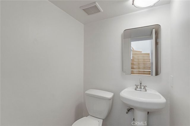 5142 Zelzah 25, Encino, CA 91316