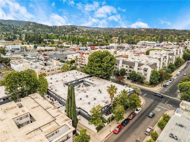 5142 Zelzah 25, Encino, CA 91316