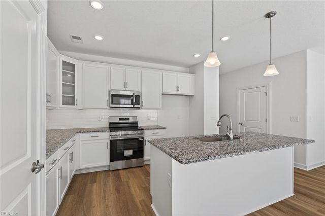 4922 Apricot WAY, Chesapeake, VA 23321