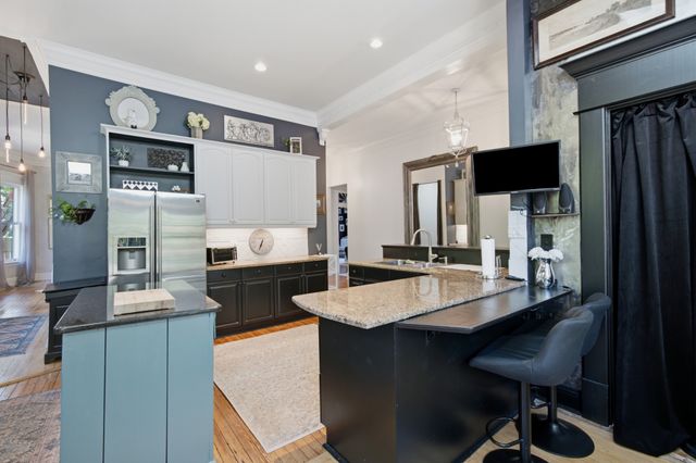 1305 Greenwood Ave, Nashville, TN 37206